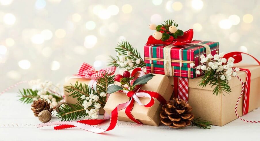 Crossing over to smoke time: a list of recommended Christmas e-cigarettes with the best Christmas vapes